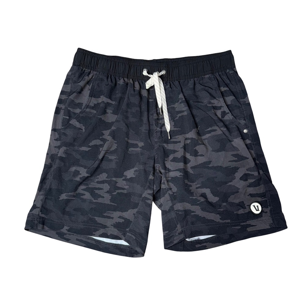 Vuori Kore Shorts Mens Medium Black Camo Excellent 2-in-1 Compression Liner 7.5"